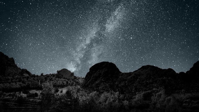 宝宝频繁夜醒，试过多种方法仍不见改善，到底是什么原因？该如何让宝宝拥有好睡眠？